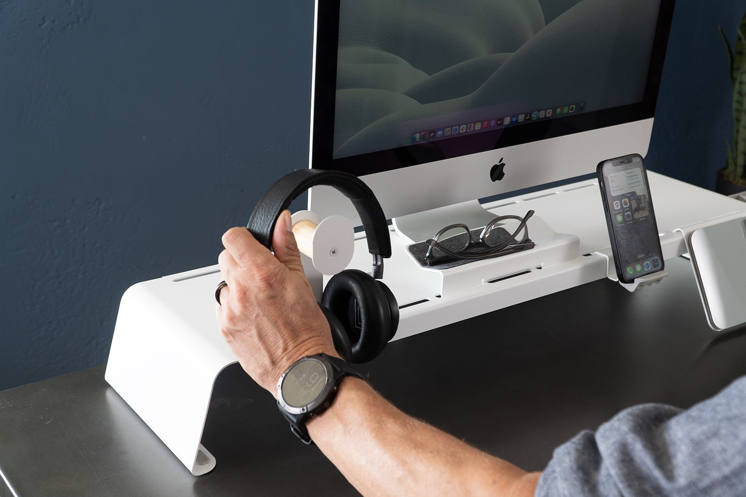 Declutter Your Workspace and Free Up Your Productivity - FluidStance
