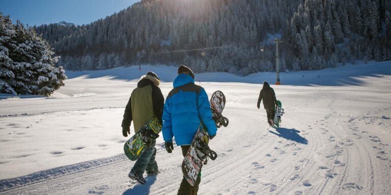 6 Ways to Keep Moving this Winter - FluidStance