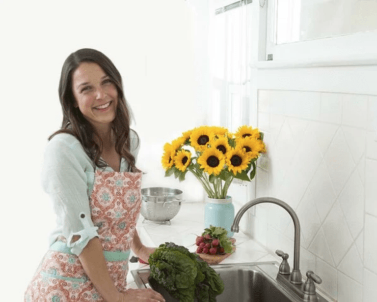 What Moves You: Irina Skoeries Finds Wellness With Food - FluidStance