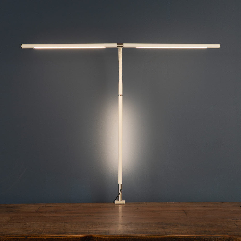 Fluidstance Accessories White Secondhand Illum Desk Lamp